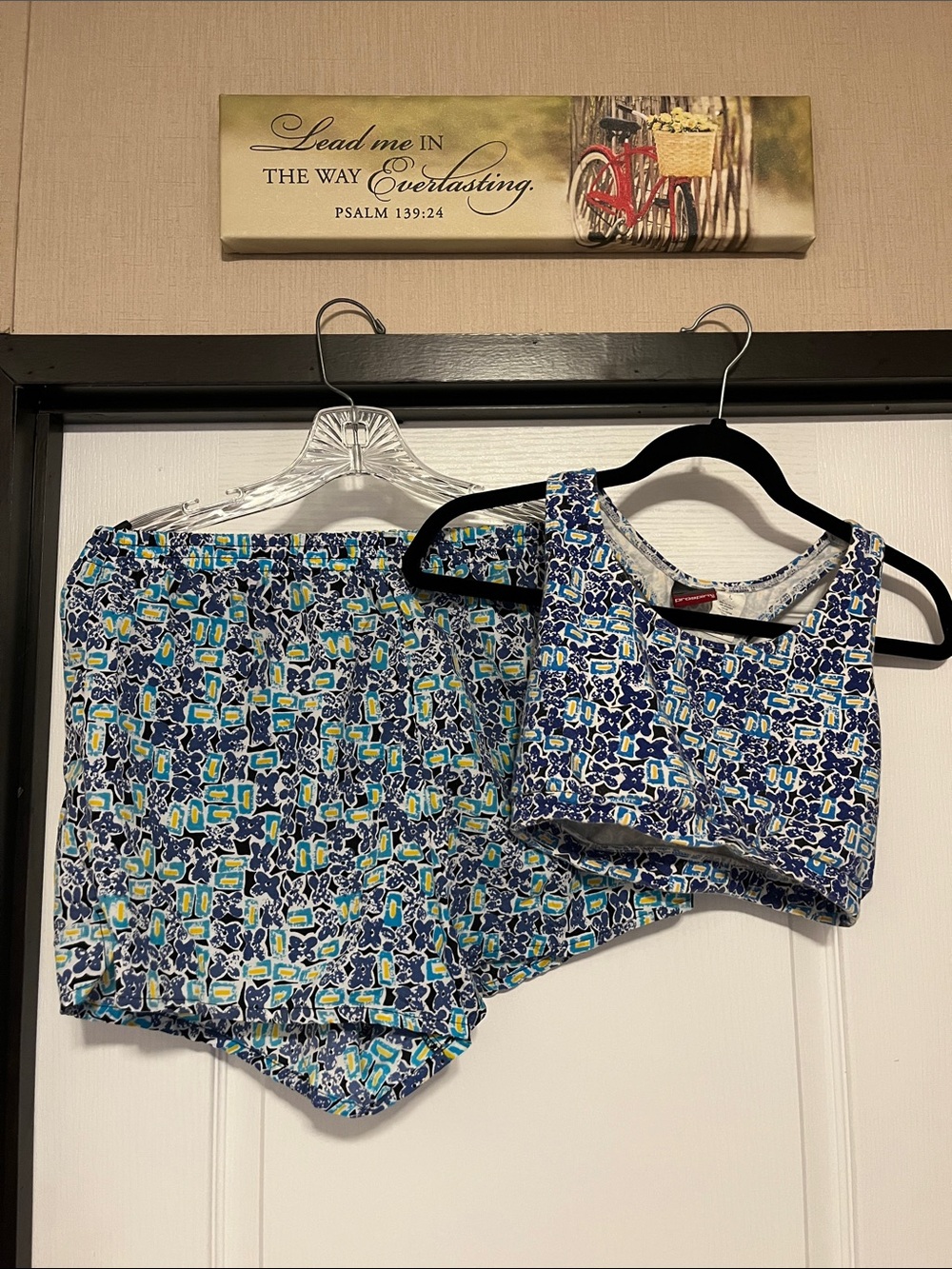 Prospirit Blue and Aqua Patterned Shorts and Crop Top